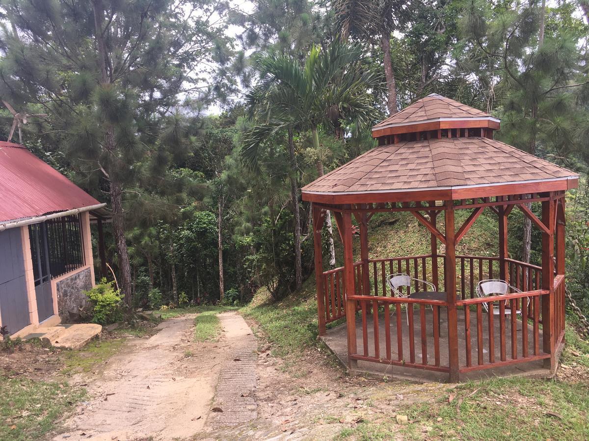 מלון Arouca Mahogany Ridge מראה חיצוני תמונה